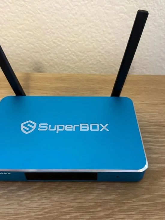Blue Media Player & Streaming Router - Picture 4 of 6